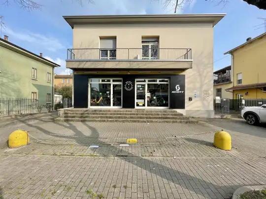 Ufficio, Cerese, Borgo Virgilio, Vista frontale