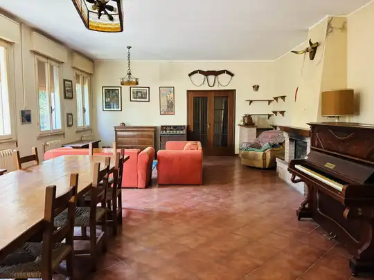 Casa singola, Coazze, Moglia, soggiorno piano terra