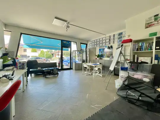Ufficio, Cerese, Borgo Virgilio, Sala-ufficio