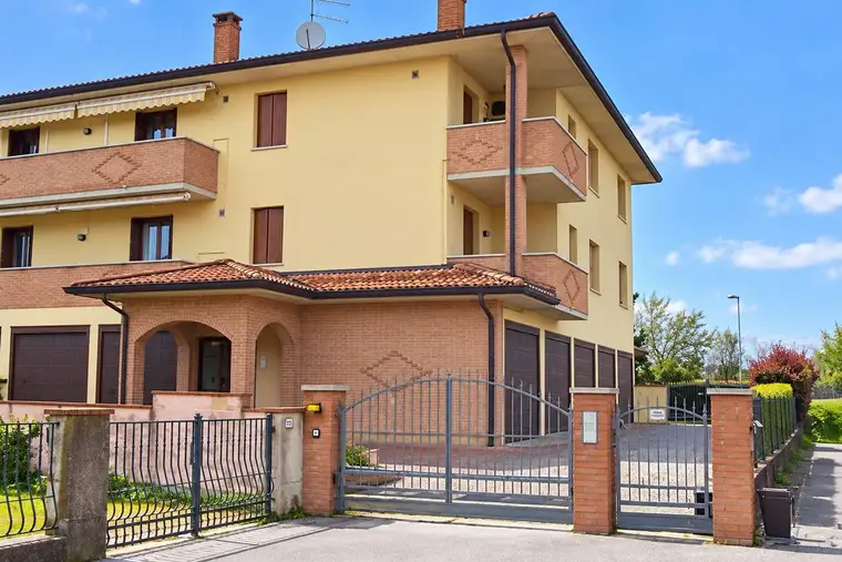 esterna